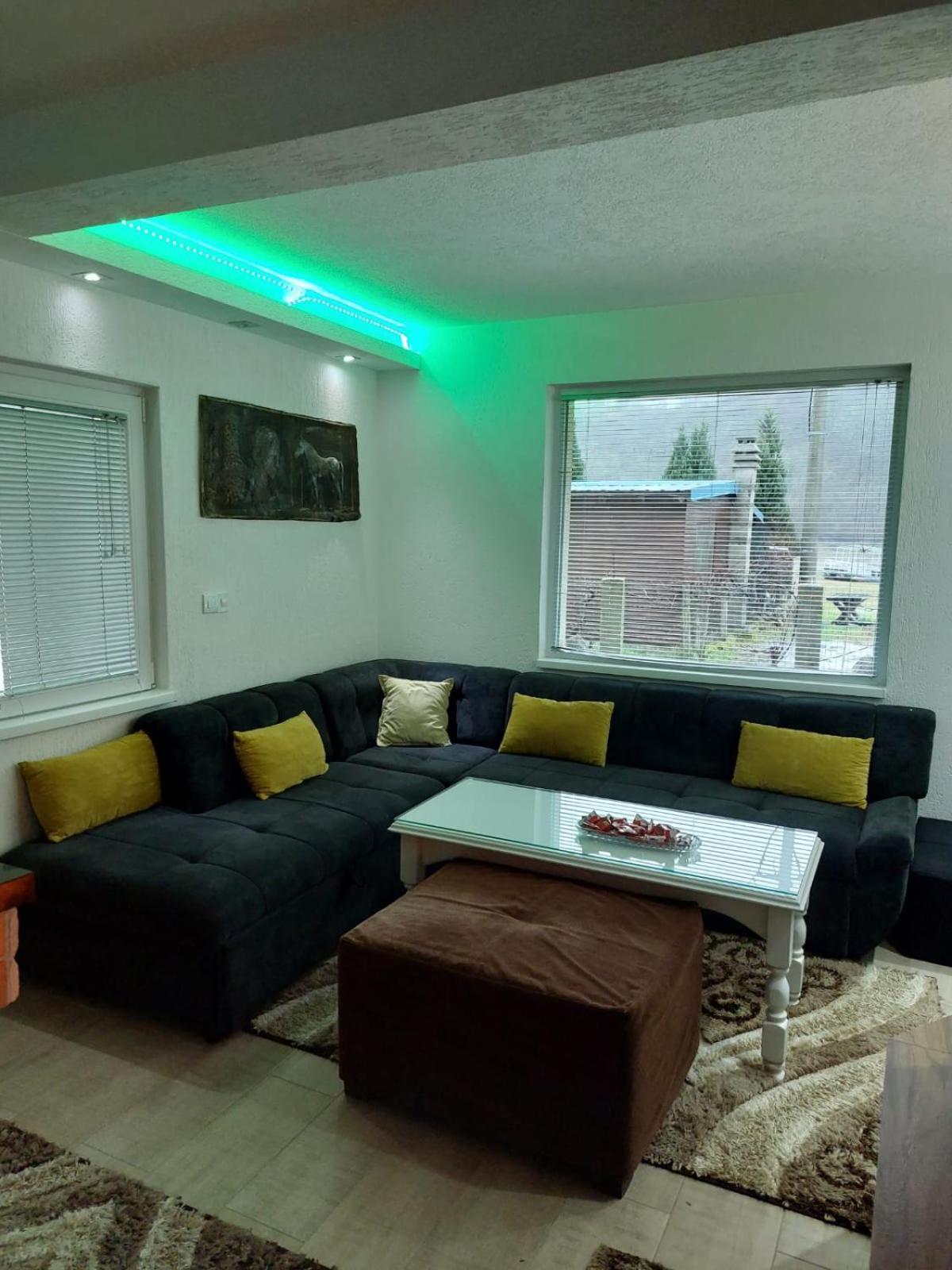 Lakeview Rest Home คอนยิค ภายนอก รูปภาพ