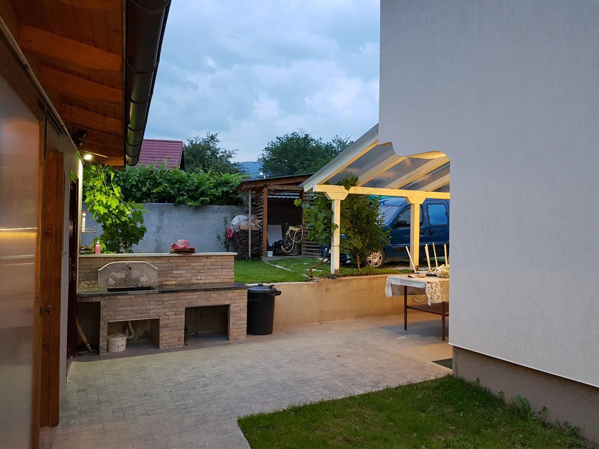 Lakeview Rest Home คอนยิค ภายนอก รูปภาพ